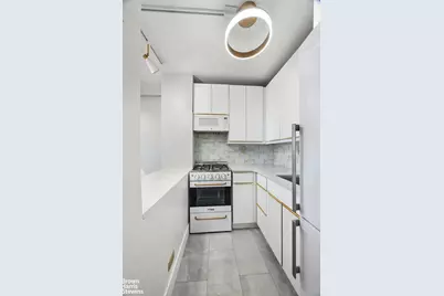 101 W 12th Street #20B, New York, NY 10011 - Photo 2