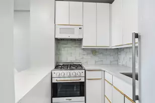 101 W 12th St, New York, NY 10011 - Photo 2