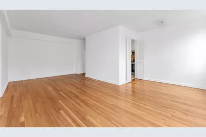 67-07 Yellowstone Boulevard #5F, Forest Hills, NY 11375 - Photo 2