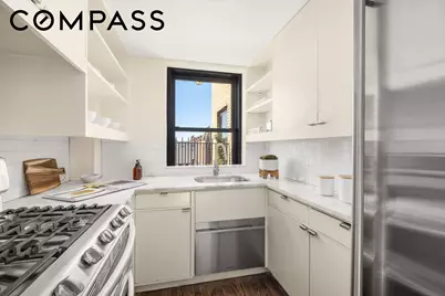 300 W 23rd Street #13K, New York City, NY 10011 - Photo 6