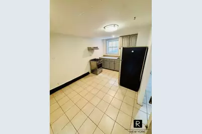 72 Clermont Avenue #1, New York City, NY 11205 - Photo 2