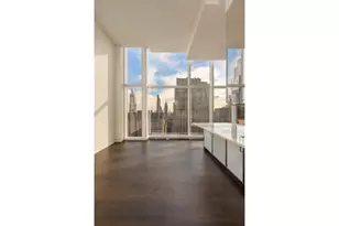 20 W 53rd St, New York, NY 10019 - Photo 10