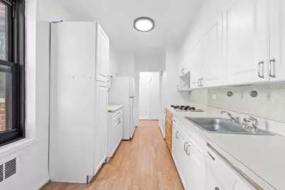 84-01 Main Street #325, Briarwood, NY 11435 - Photo 6