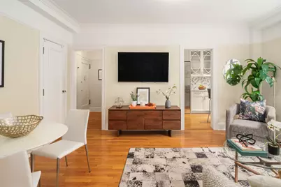 250 W 75th Street #6D, New York, NY 10023 - Photo 2