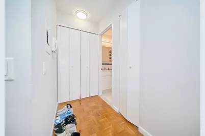 337 W 43rd Street #2DD, New York City, NY 10036 - Photo 4