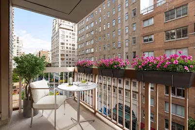 200 E 69th Street #6N, New York City, NY 10021 - Photo 1
