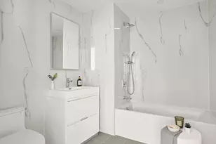 379 Ocean Pkwy, New York City, NY 11218 - Photo 8