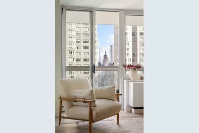 61 W 62nd Street #22D, New York, NY 10023 - Photo 4