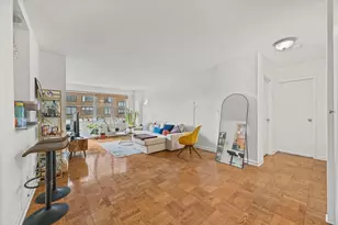 165 E 32nd St, New York City, NY 10016 - Photo 2