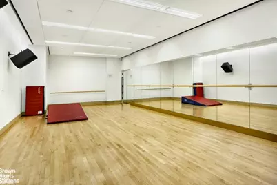 170 E End Avenue #10CD, New York City, NY 10128 - Photo 6
