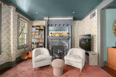 392 Bleecker Street #NA, New York City, NY 10014 - Photo 4