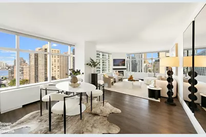 160 W 66th Street #17B, New York, NY 10023 - Photo 4