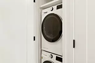 160 W 66th St, New York City, NY 10023 - Photo 10