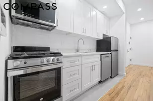 27 W 84th St, New York City, NY 10024 - Photo 6