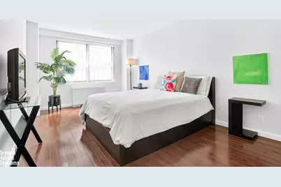 520 E 72nd Street #9T, New York, NY 10021 - Photo 4
