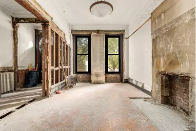 128 W 121st Street, New York City, NY 10027 - Photo 2