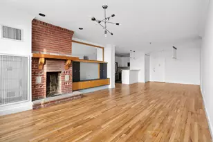1 Tiffany Pl, New York City, NY 11231 - Photo 2