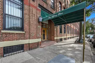 1 Tiffany Pl, New York City, NY 11231 - Photo 20