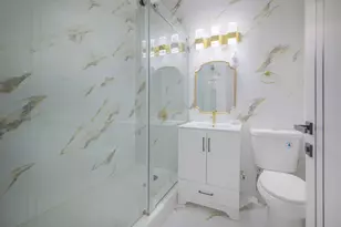 240 E 33rd St, New York City, NY 10016 - Photo 20