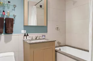 350 W 42nd St, New York City, NY 10036 - Photo 8