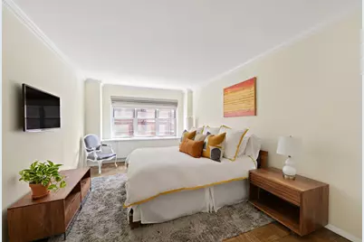 130 E 63rd Street #8D, New York City, NY 10065 - Photo 4