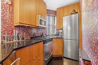 50 E 8th Street #6P, New York, NY 10003 - Photo 10