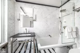 434 E 52nd St, New York City, NY 10022 - Photo 8