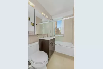 300 E 40th Street #16K, New York City, NY 10016 - Photo 6