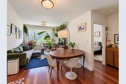 30-85 Vernon Boulevard #3F, Astoria, NY 11102 - Photo 2