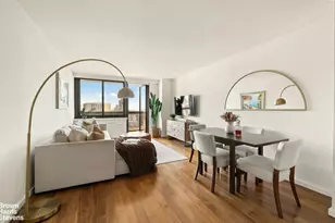 515 E 72nd St, New York City, NY 10021 - Photo 2