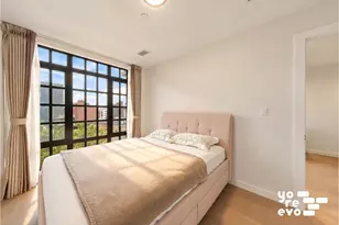 37-28 30th St, New York City, NY 11101 - Photo 4