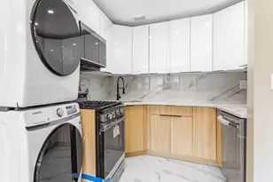 451 Lexington Ave, New York City, NY 11221 - Photo 16