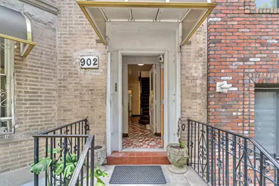 902 New York Avenue, Brooklyn, NY 11203 - Photo 2