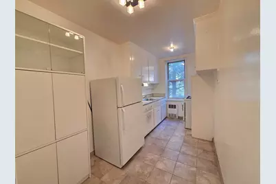 1425 Thieriot Avenue #2N, Bronx, NY 10460 - Photo 10