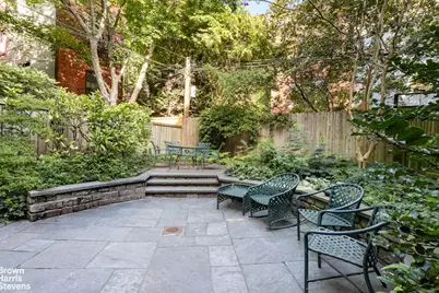 9 Garden Place #1, New York City, NY 11201 - Photo 4