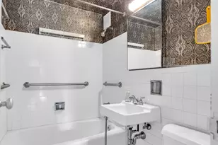 150 W End Ave, New York City, NY 10023 - Photo 2