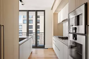 100 Vandam St, New York City, NY 10013 - Photo 6