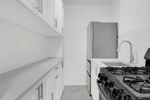 2420 Morris Ave, Bronx, NY 10468 - Photo 6