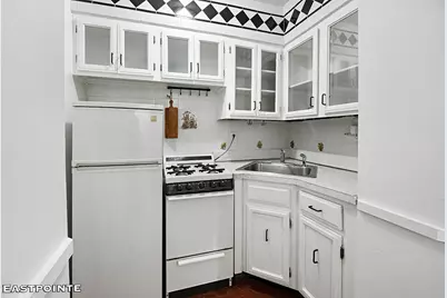 250 W 15th Street #5H, New York City, NY 10011 - Photo 2