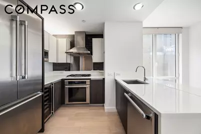 247 W 46th Street #1404, New York City, NY 10036 - Photo 4