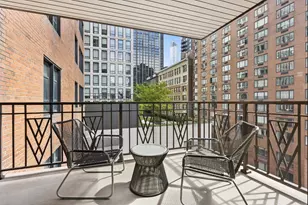 43 W 61st St, New York City, NY 10023 - Photo 2