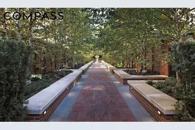 150 W 12th Street #8W, New York, NY 10011 - Photo 12