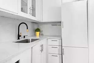 120 E 90th St, New York City, NY 10128 - Photo 4