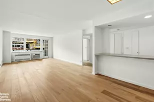 39 Gramercy Park N, New York City, NY 10010 - Photo 4