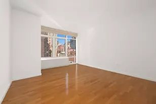 310 E 53rd St, New York City, NY 10022 - Photo 6