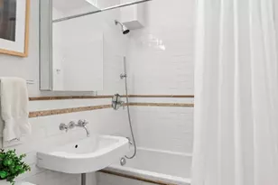 11 E 87th St, New York City, NY 10128 - Photo 18