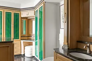 422 E 72nd St, New York City, NY 10021 - Photo 10