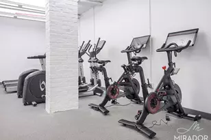 255 W 14th St, New York City, NY 10011 - Photo 8