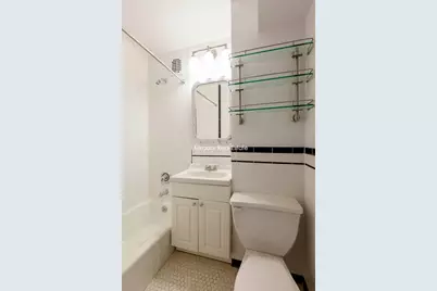 255 W 14th Street #4C, New York City, NY 10011 - Photo 4