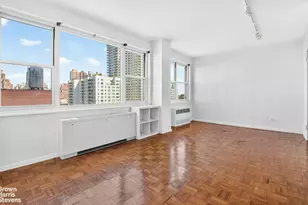444 E 75th St, New York, NY 10021 - Photo 8
